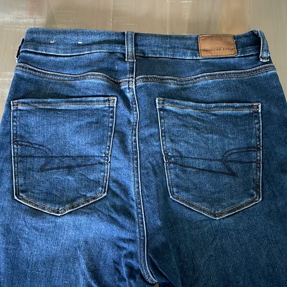 American Eagle Outfitters Jeans High Rise Curvy size 4 Short - Picture 2 of 9